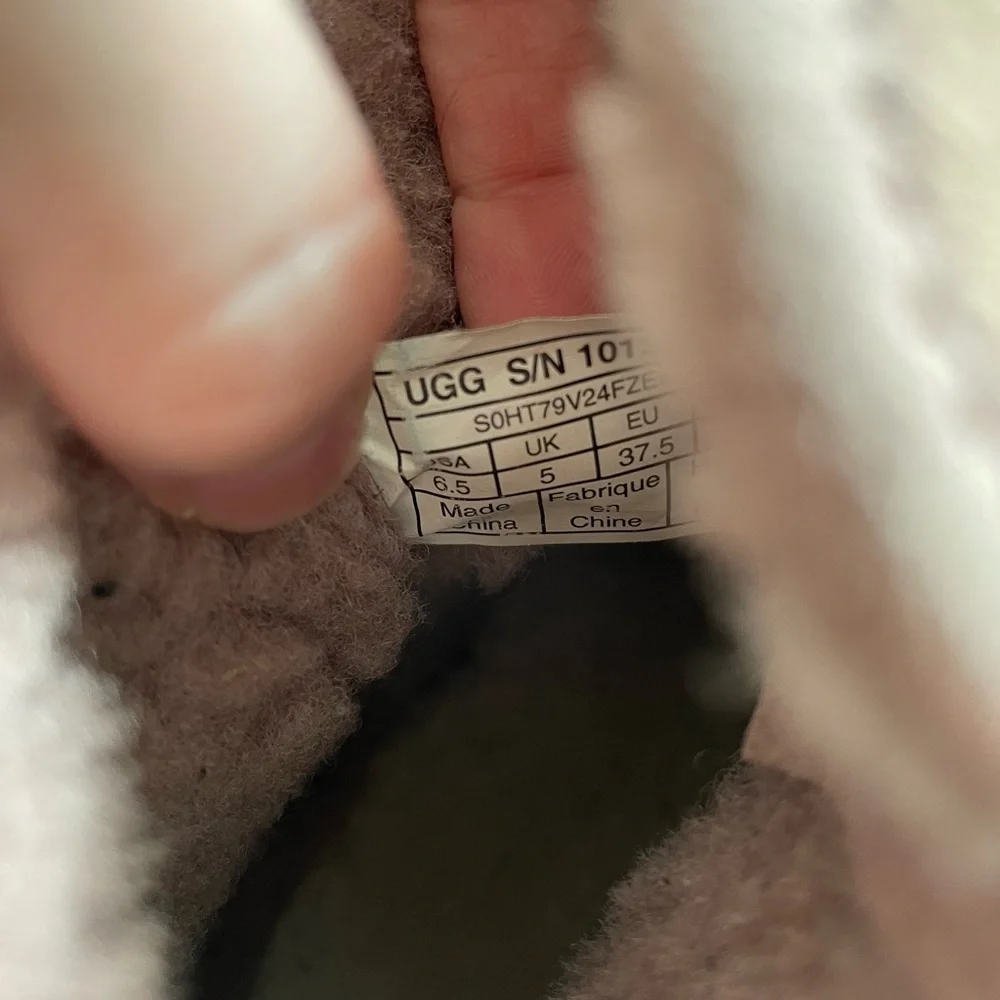 Ugg Light Pink Wedged Short Booties
